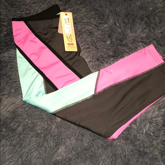 🆕Mink Pink Dynamite Leggings In Multi 3/4 - Picture 7 of 8